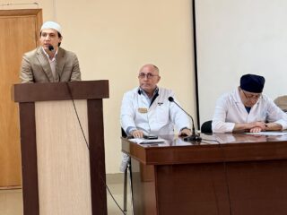 Представители муфтията встретились с врачами РКБСМП